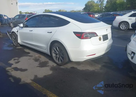 2021 Tesla Model 3 Standard Range Plus Rear-Wheel Drive из США, поврежденный, VIN 5YJ3E1EA8MF045667
